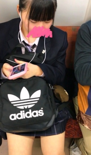 太ももンゴ:エチエチ!vol.4 怯えた顔をするのがたまらない童顔ロリJKちゃん