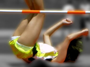 陸上競技大会の光景36：kerokero｜ハードル・短距離走・走り高跳び←見どころ多し！