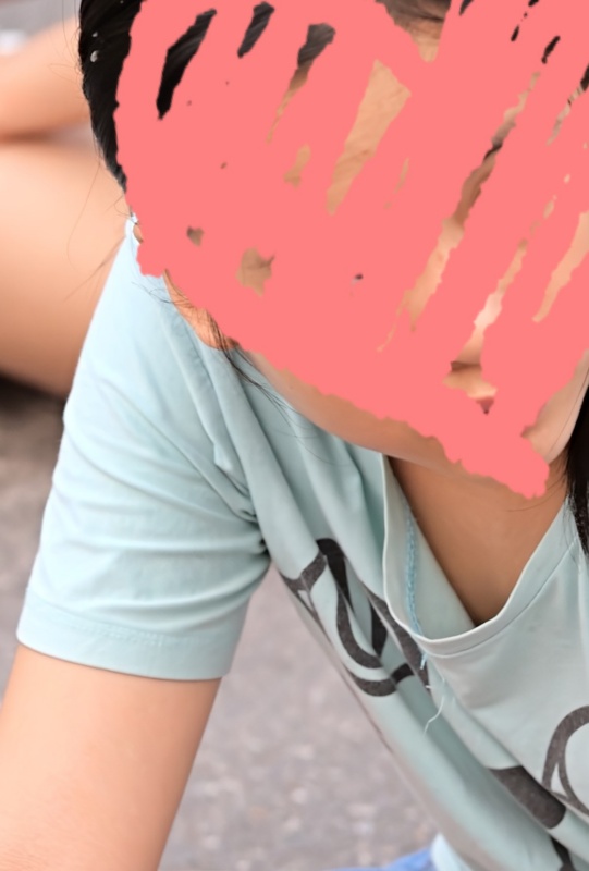 munech166 まさかのノーブラで反則級の巨乳がポロリ 画像つき詳細レビュー