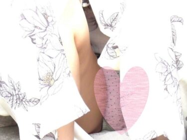 浴衣でパンチラする動画~足のお行儀が悪い女の子～：originate-pcolle