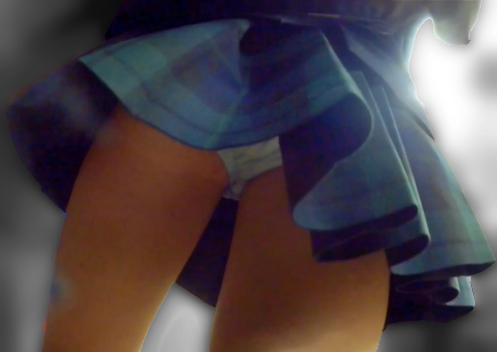 パンチラtrain4【接写多め】 画像つき詳細レビュー