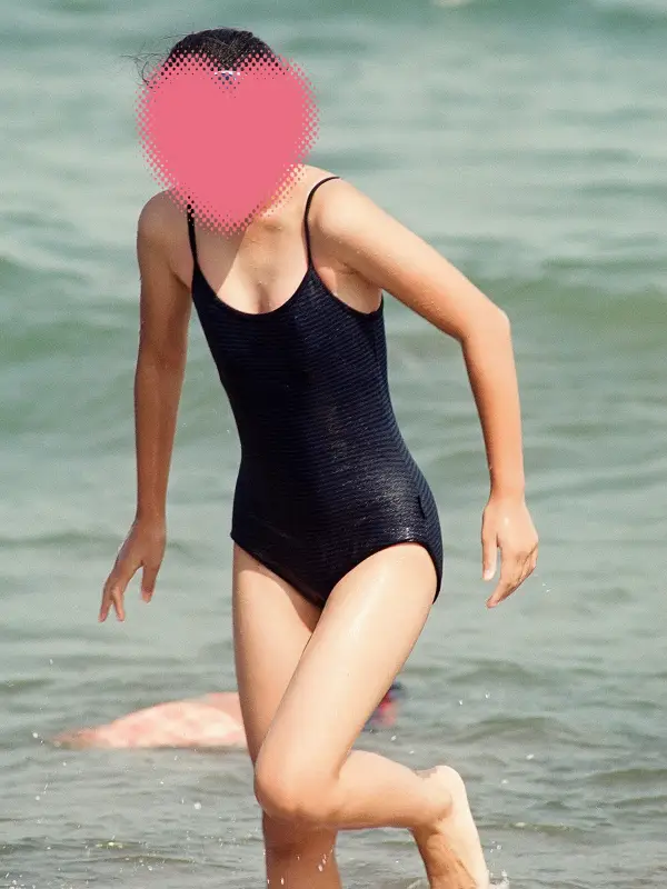 夏のお嬢様　su34（運動の時間！水着編写真集SUP3-4） 画像つき詳細レビュー