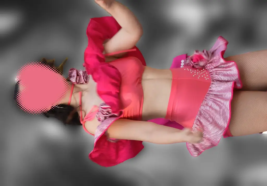 ノーブラで乳首ポッチんしながらのダンスじゃ~ニプとパッドは忘れたのか⁉ 画像つき詳細レビュー