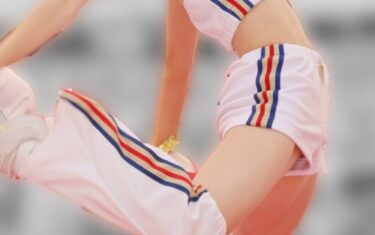 [4K] ぴち桃チア動画vol.2【白いチアパンの大開脚ハイキックの隙間狙い】：ぴち桃GALヒップ