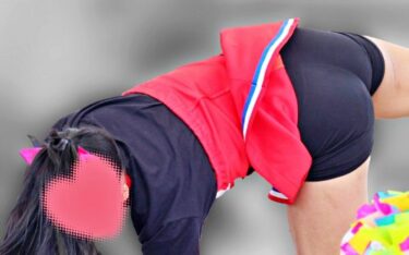 チアです　402：白いチャペル