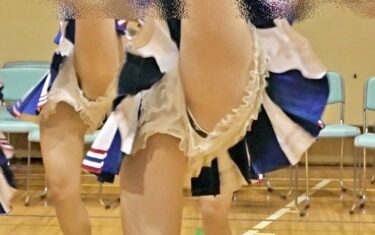 清楚系チアの連続ハミＰハイキック！：電気羊